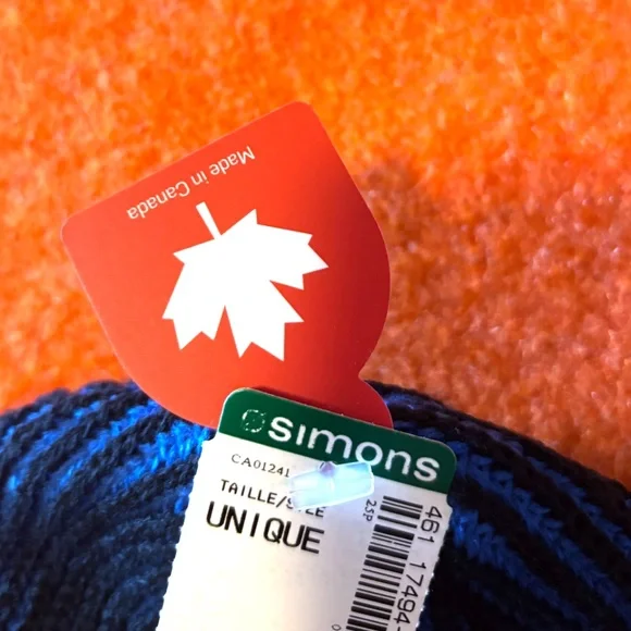 Unisex blue and black contrasting chunky rib knit tuque made in Canada NWT - Picture 4 of 8